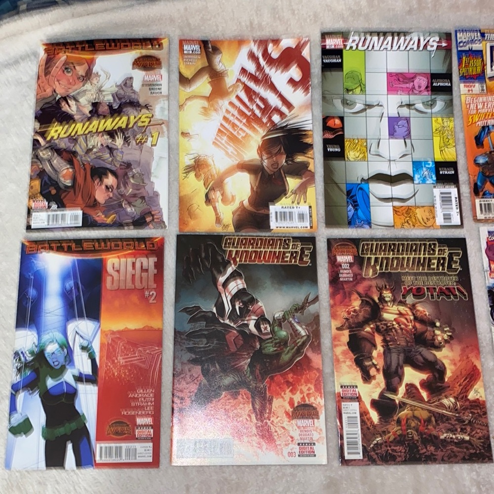 Comics Books IN GREAT CONDITION. Don’t have the need for the comic books anymore